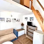 شقة Cozy Mezzanine In Old With Wi-fi & Ac *
