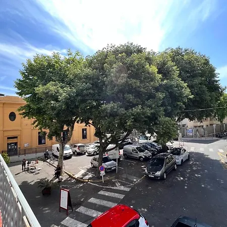 Cozy Mezzanine In Old With Wi-fi & Ac *