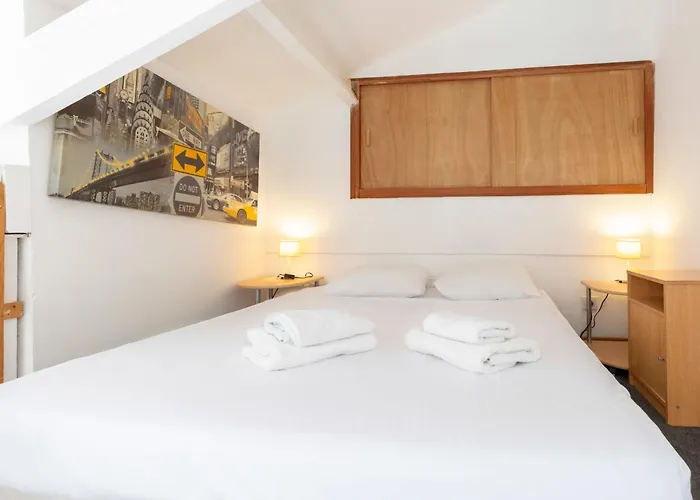 公寓 Cozy Mezzanine In Old With Wi-fi & Ac *